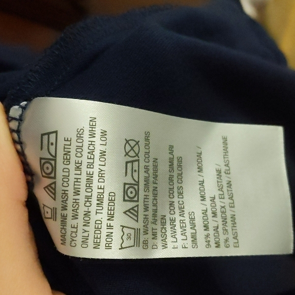 H by Halston Essential Modal Blend Soft Long Sleeve Navy Classic Size Medium - Picture 4 of 5